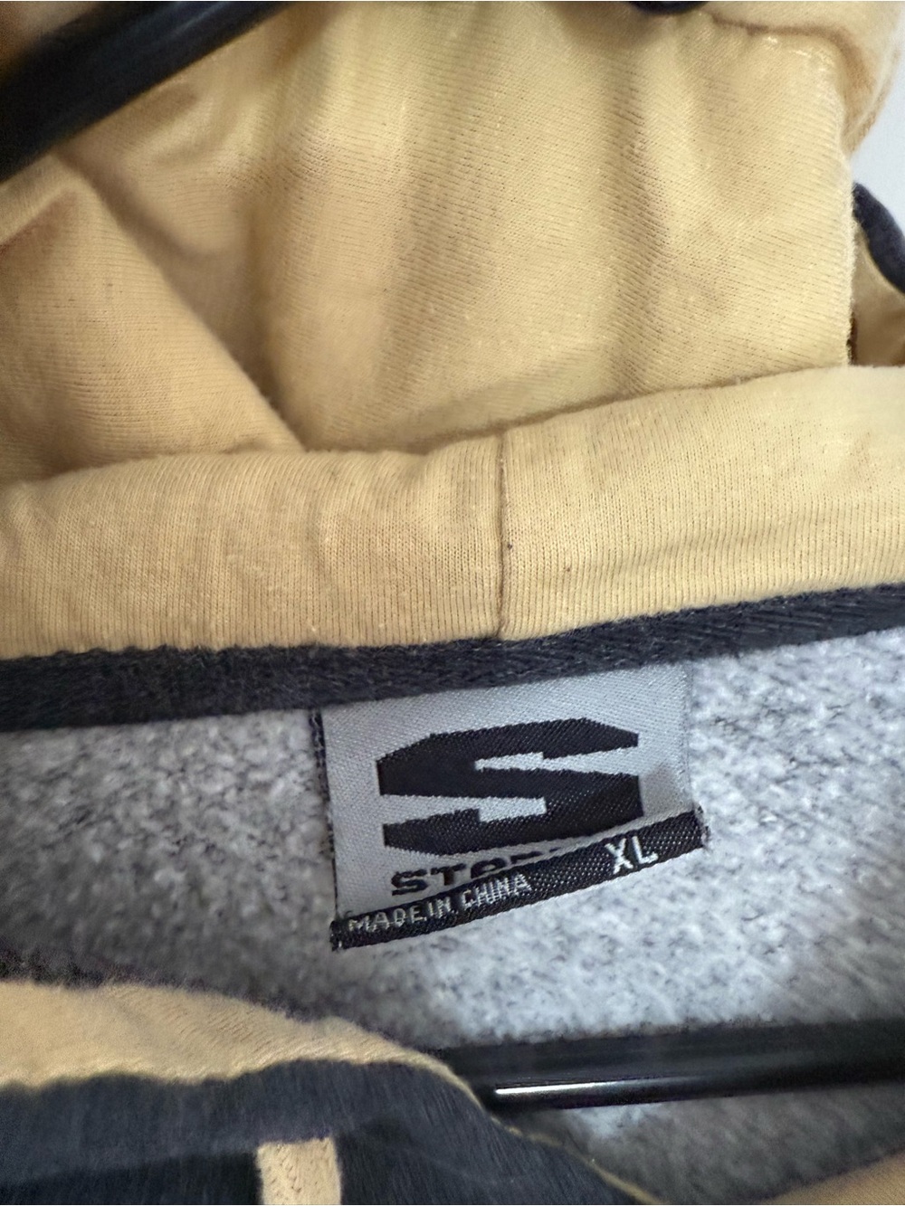 Vintage Grey and purple University of Washington hoodie #Huskies - Picture 4 of 5